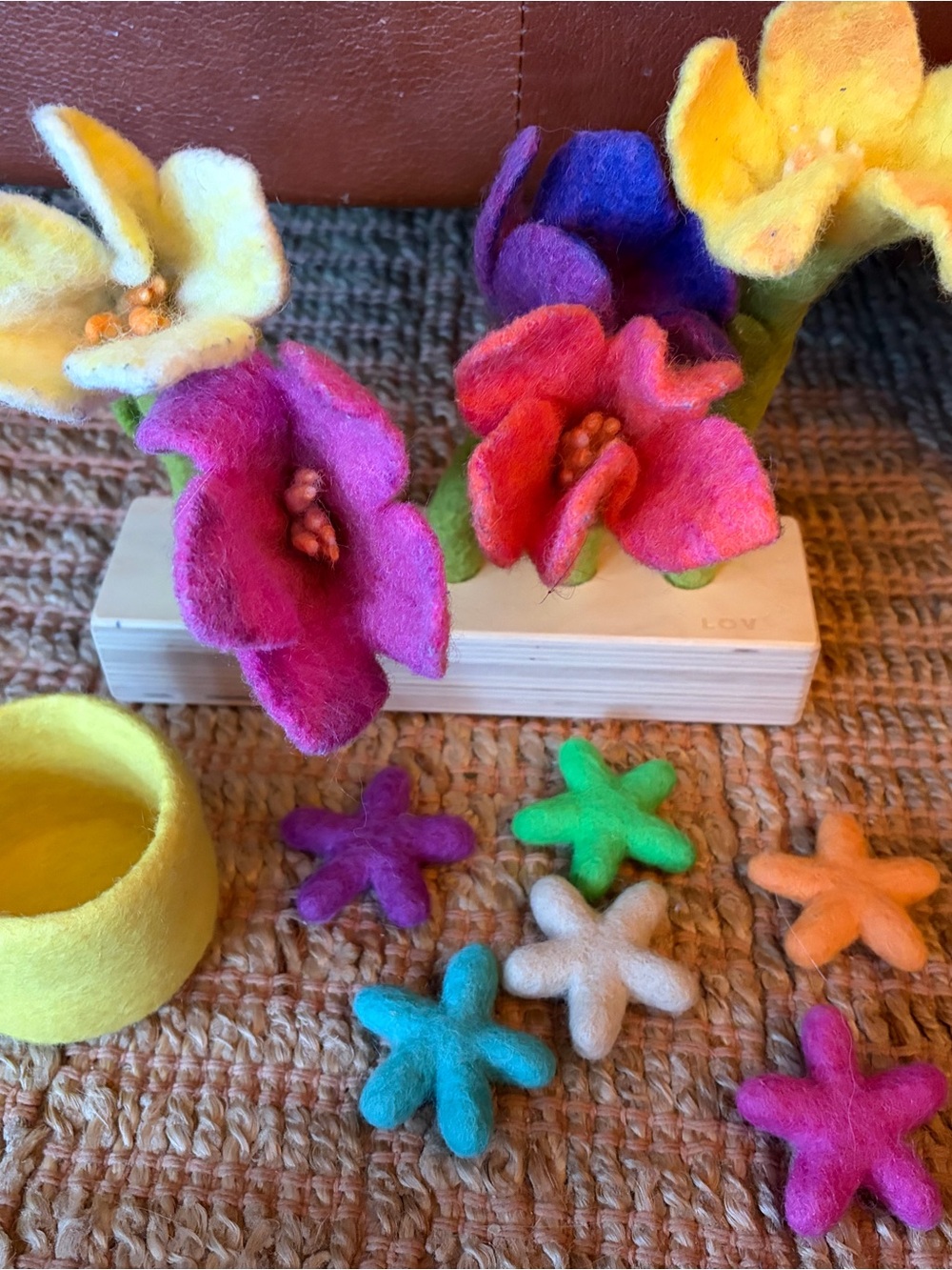 Lovevery Colorful Felt Flower and Star Learning Set